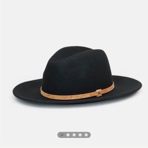 Black festival hat , wool. NWOT